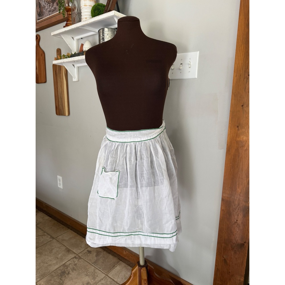 Vintage‎ White Sheer Half Apron Green Ric Rac Trim Front Pocket Retro Kitchen